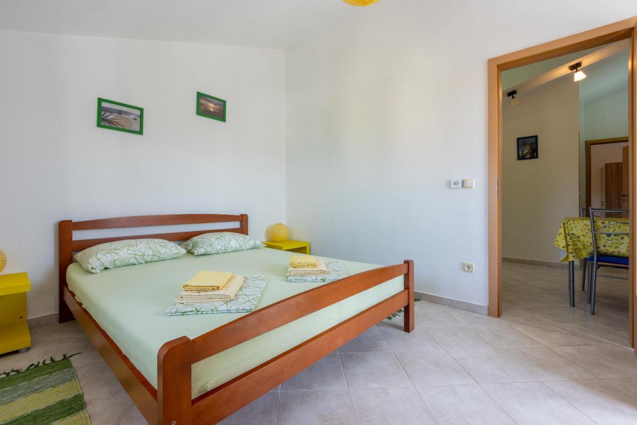 Apartmani Jaric Нови-Винодолски Экстерьер фото