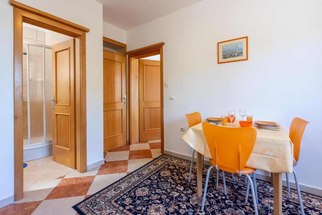 Apartmani Jaric Нови-Винодолски Экстерьер фото