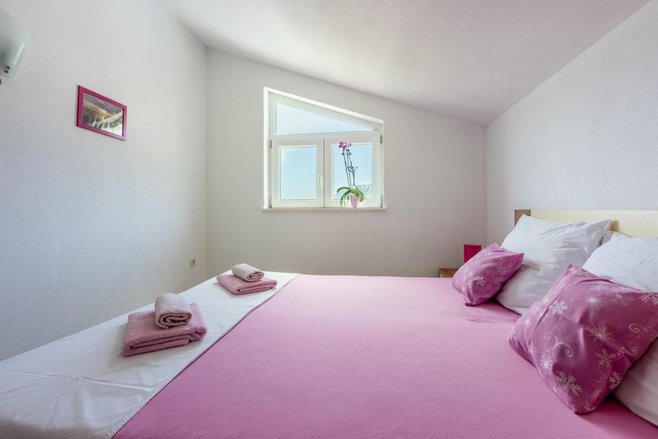 Apartmani Jaric Нови-Винодолски Экстерьер фото