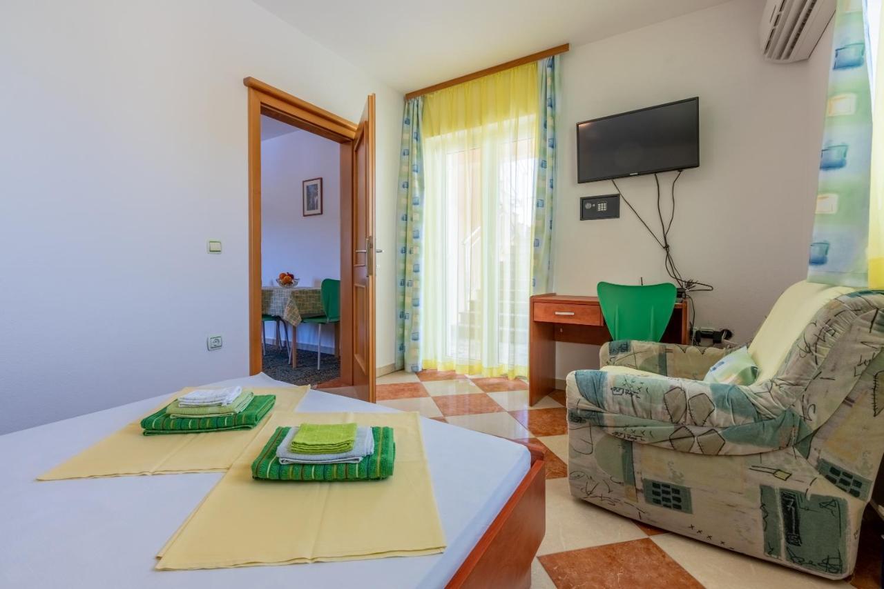 Apartmani Jaric Нови-Винодолски Экстерьер фото