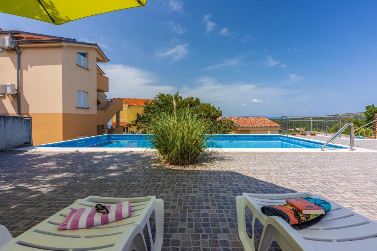 Apartmani Jaric Нови-Винодолски Экстерьер фото
