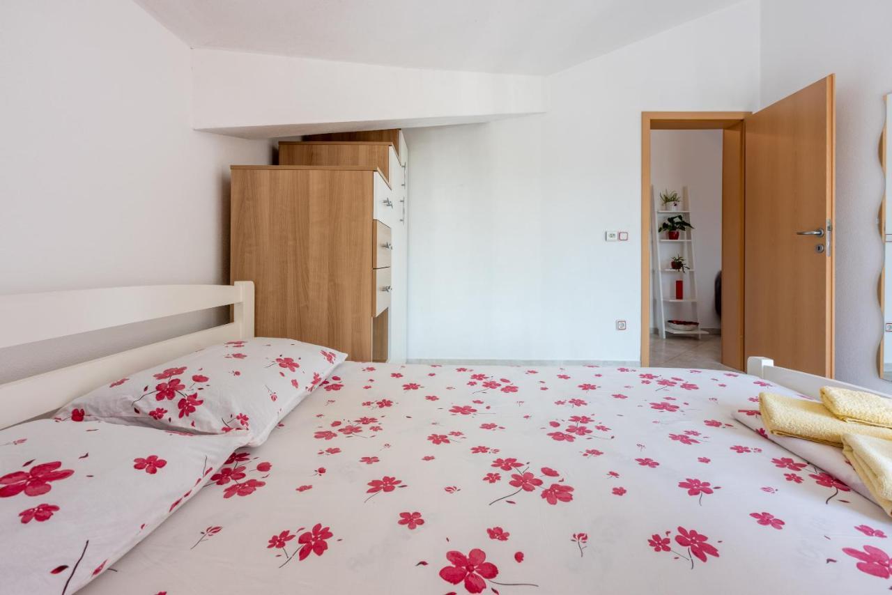 Apartmani Jaric Нови-Винодолски Экстерьер фото
